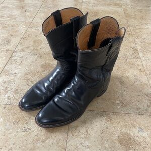 Vintage black leather Justin 3702 slip on cowboy boots